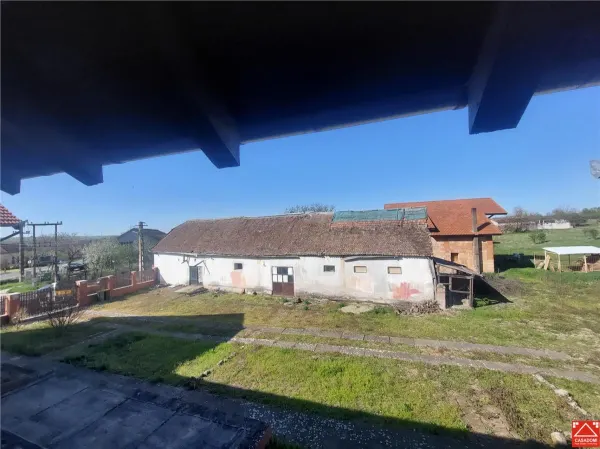 Casă 14 camere Pischia - poza 14