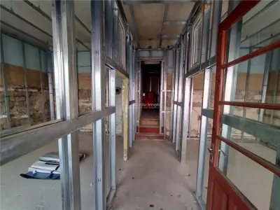 Oravita, Spatiu Com. (Apartament) 89MP, Zona Centrala, Pret Negociabil - foto 4
