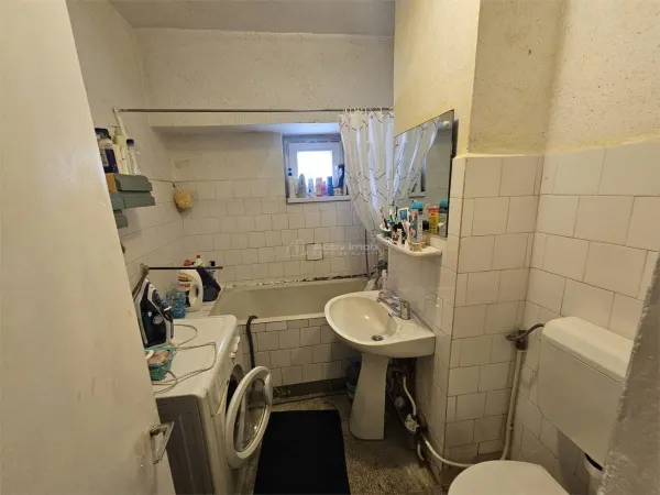 Apartament 3 camere Reșița - poza 18
