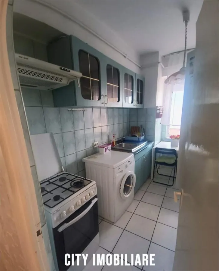 Apartament 2 camere, S 59.6 mp, decomandat, Titulescu. - foto 3