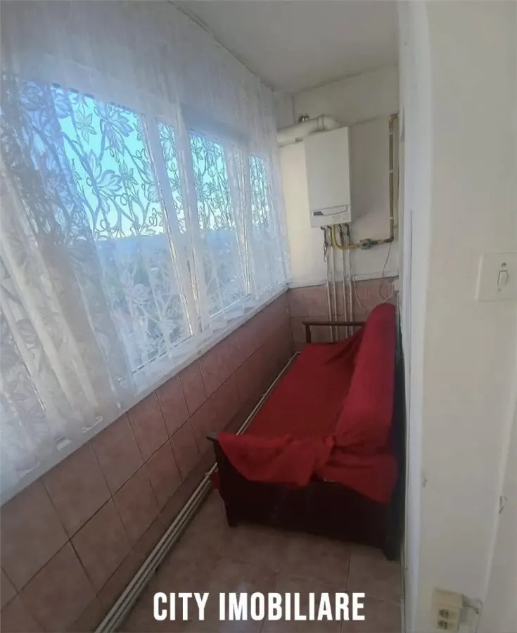 Apartament 2 camere, S 59.6 mp, decomandat, Titulescu. - foto 4