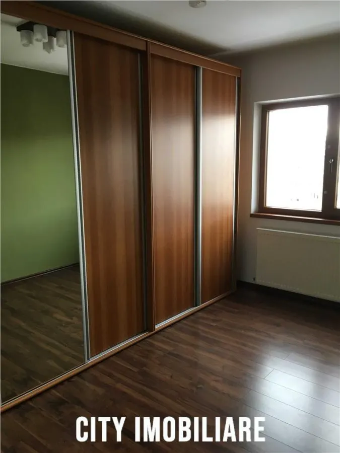 Apartament 3 camere, S- 65 mp, mobilat,  zona Iulius Mall. - foto 4
