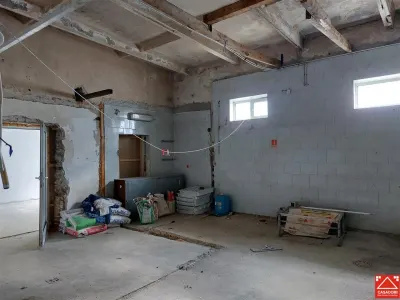 Hala de inchiriat in zona aeroportului - foto 6