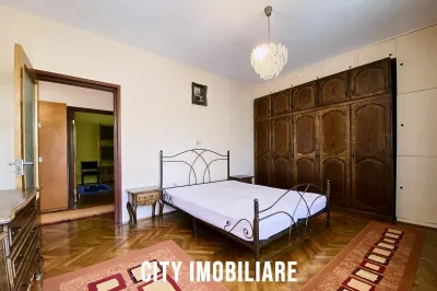 Apartament 3 camere, decomandate, S 100 mp, garaj, str. Hajdeu. - foto 12