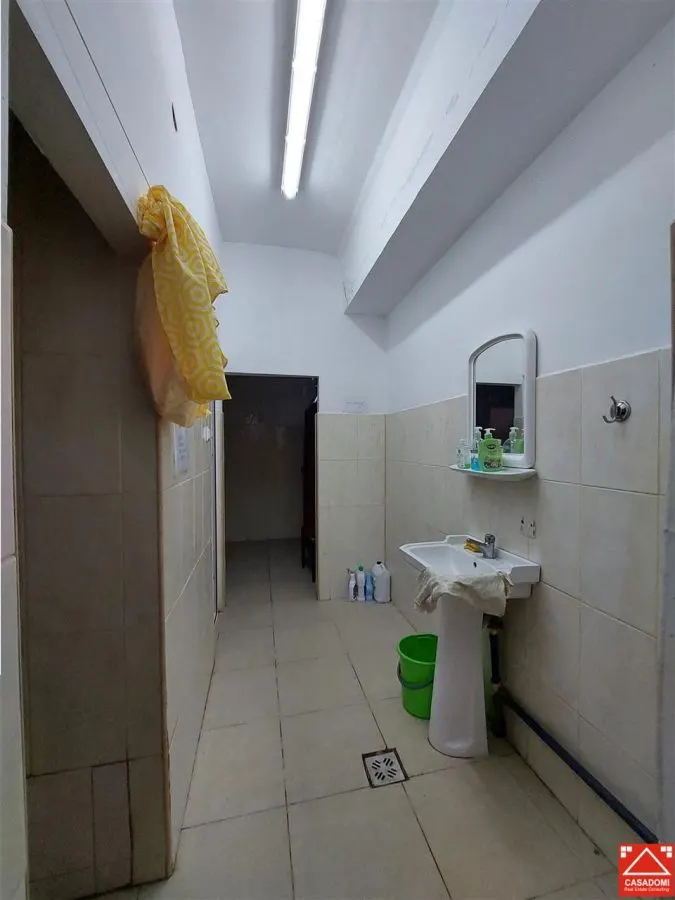 Hale de inchiriat cu acces din centura - foto 10