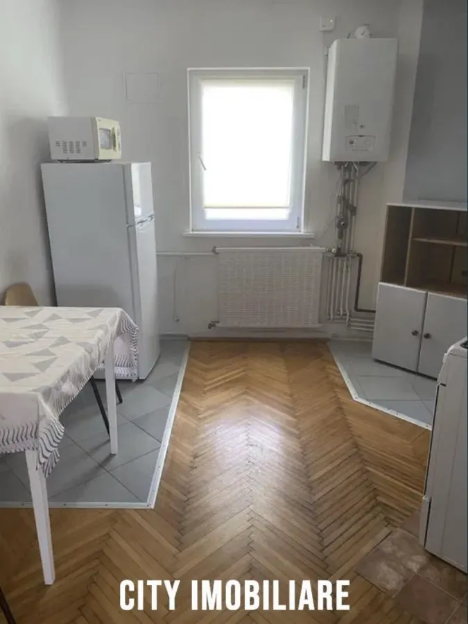 Apartament 2 camere, decomandat, mobilat, utilat, Manastur. - foto 3