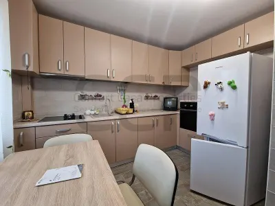 Popesti Leordeni - Str. Orizontului, apartament 2 camere, in vila, curte 150 mp - foto 1