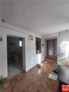 Casa pentru locuit sau afacere, zona Vlaicu - foto 11