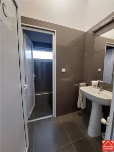 Hala noua cu acces din sos. de centura - foto 5