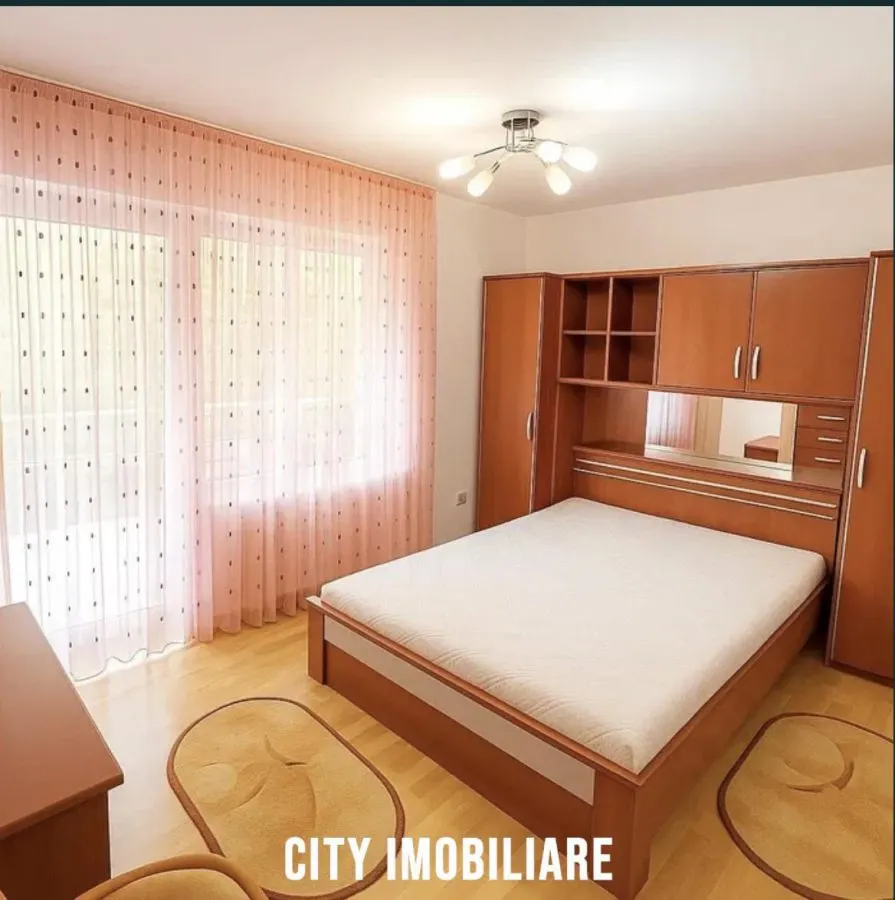 Apartament 3 camere, S 90 mp, parcare, Titulescu. - foto 5