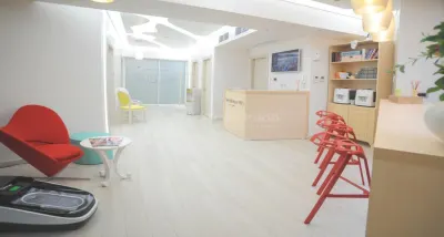 Clinica Stomatologica Nerva Traian - foto 14
