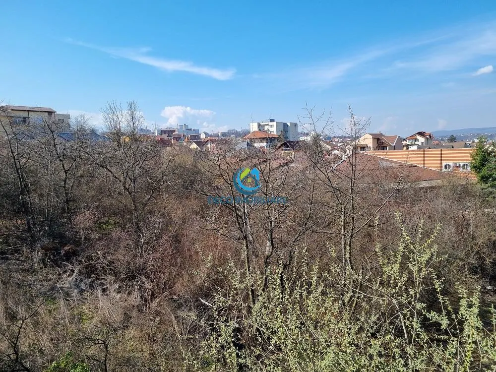 Apartament 3 camere, terasa 30 mp in A. Muresanu, str. Alverna - foto 2
