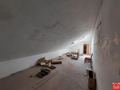 Imobil D+P+2E+M, zona Poetului, integral sau partial - foto 12