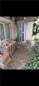 Casa demolabila, 76.21 mp, teren  287.5 mp - Catargiu - Craiova