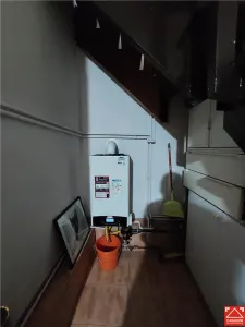 PRET REDUS! Casa din caramida, Gradiste, zona excelenta - foto 17