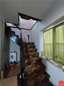 PRET REDUS! Casa din caramida, Gradiste, zona excelenta - foto 18