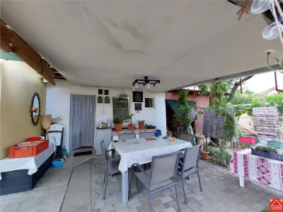 PRET REDUS! Casa din caramida, Gradiste, zona excelenta - foto 19