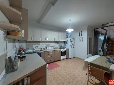PRET REDUS! Casa din caramida, Gradiste, zona excelenta - foto 6