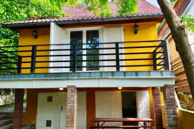 Casa de vacanta perfecta pentru weekenduri si inchirieri sezonale - Padurea Neagra