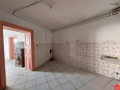 PRET REDUS! Casa cu spatiu comercial, zona Intim - foto 13
