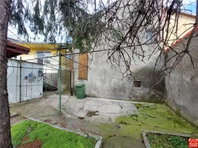 PRET REDUS! Casa cu spatiu comercial, zona Intim - foto 3