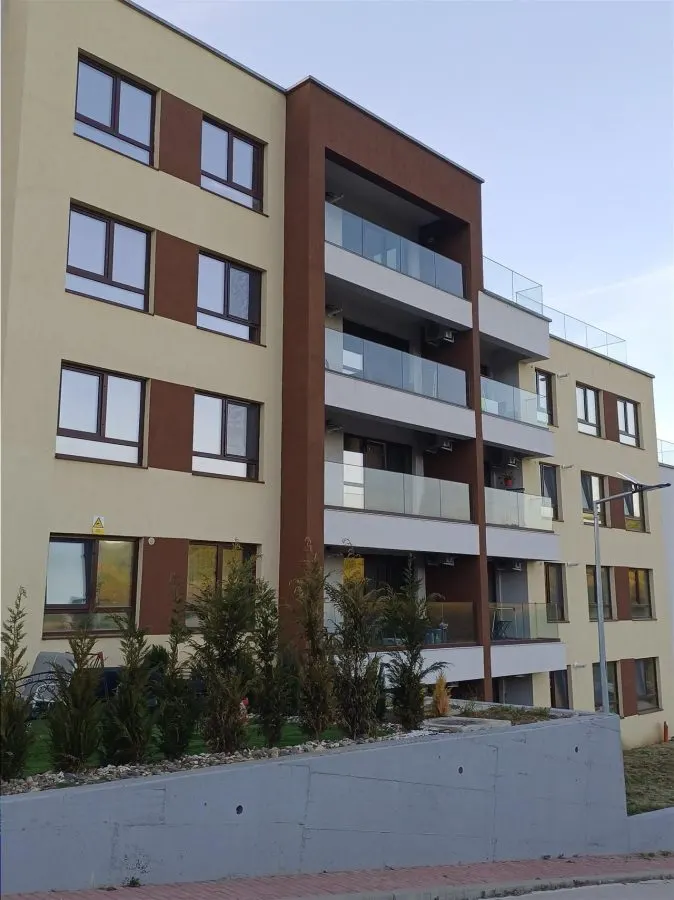 Apartament cu 2 cam si terasa, vedere catre lac - foto 6