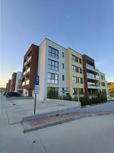 Apartament cu 2 cam ,langa lac.mutare imediata! - Iasi