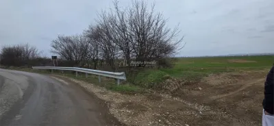 Teren extravilan 7.900 mp de vanzare zona Parapet Targoviște - foto 7