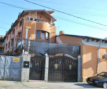 Vila P+2 - 580 MP - 11 camere - Matei  Voievod  - comision 0% - Bucuresti