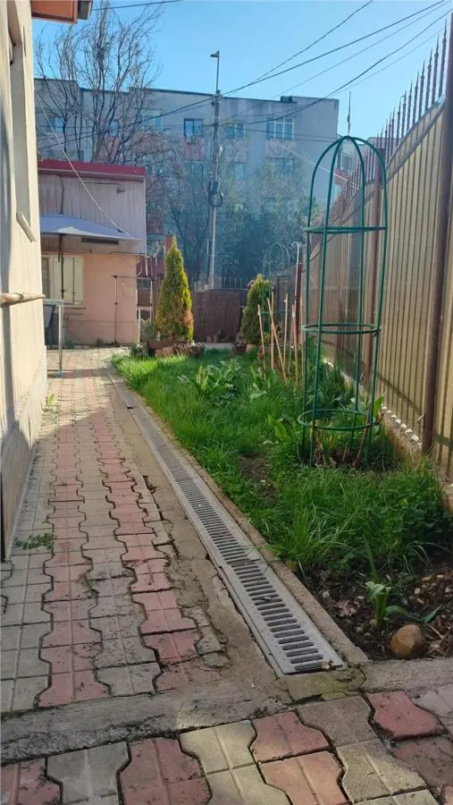 Casa de inchiriat in Centru - Str. Padurii - foto 4