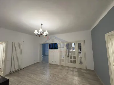 UNIVERSITATE, 3 camere, parter inalt, 61 mp, amenajat - foto 13
