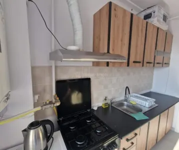 2 camere -Crangasi-loc de parcare subteran-mobilat si utilat- centrala proprie- AC- modern - foto 7