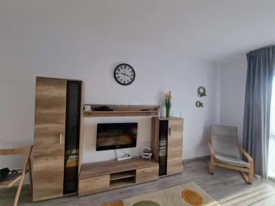 2 camere -Crangasi-loc de parcare subteran-mobilat si utilat- centrala proprie- AC- modern - foto 9