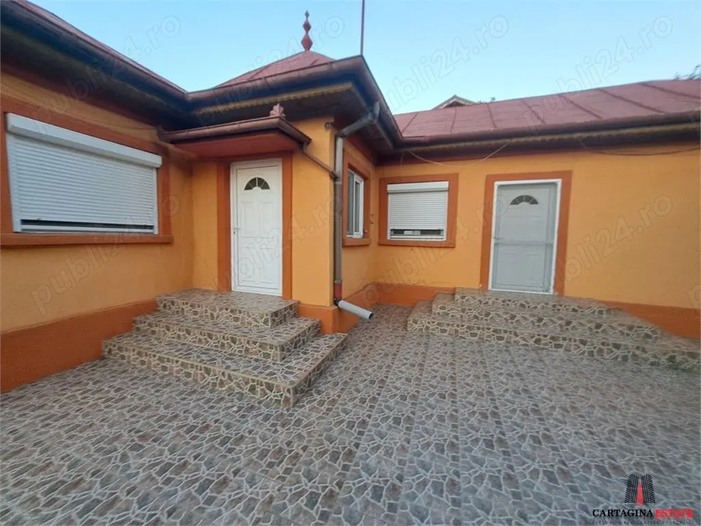 Casa cu teren 580 mp / 180 util - foto 1