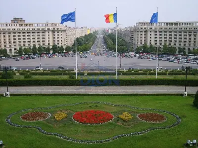 Apartament 3 camere deosebit, langa Casa Poporului - Bucuresti