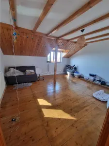 Casa-vila si teren in Nanov - foto 17