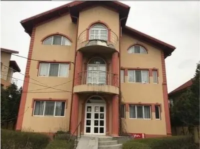 Vila Pipera P+1+M central - 450mp util / 1000mp teren - Bucuresti