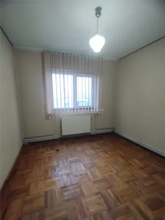Apartament 4 camere Ploiești - poza 4