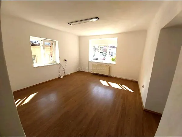 Spațiu comercial Avrig - poza 1