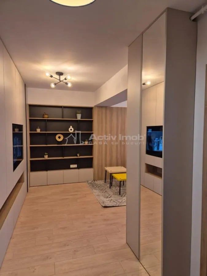2 camere decomandat - centrala - Complex Timpuri Noi Residence -  Str. Octavian - foto 3
