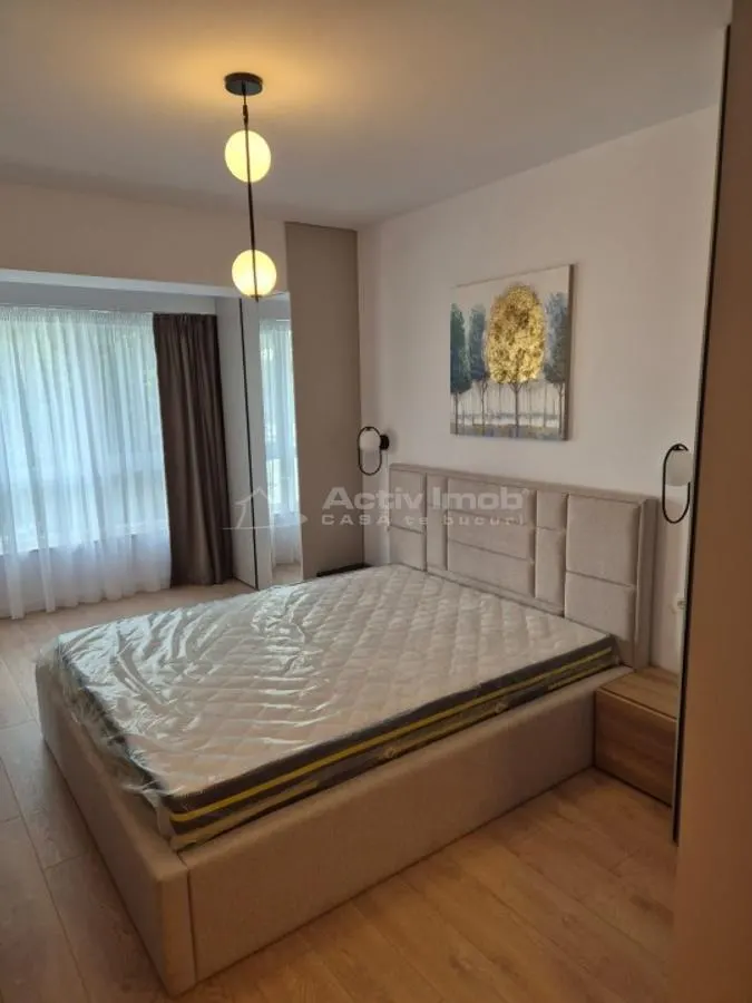 2 camere decomandat - centrala - Complex Timpuri Noi Residence -  Str. Octavian - foto 4