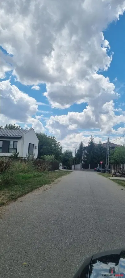 Tunari 1.000 mp ( langa Parc ) - foto 2