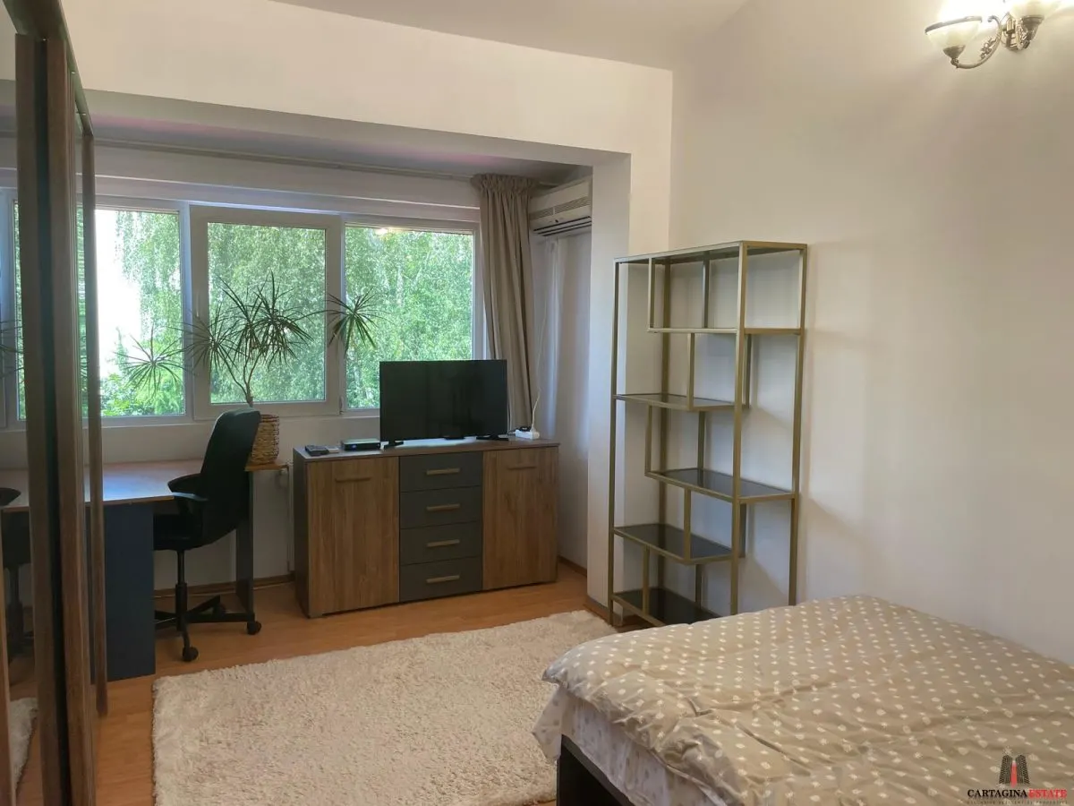 Vila tip duplex,Strip Mall-Iancu Nicolae - foto 17