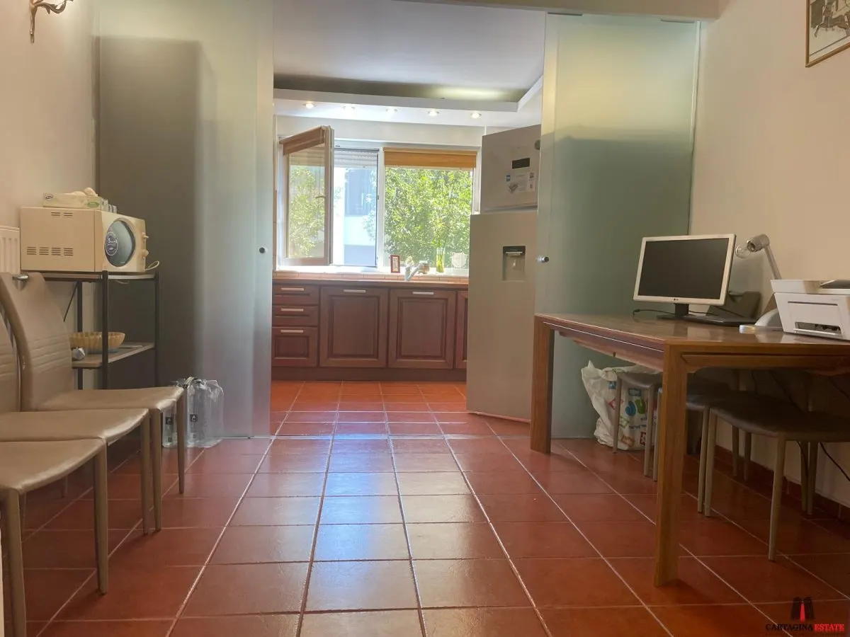 Vila tip duplex,Strip Mall-Iancu Nicolae - foto 8
