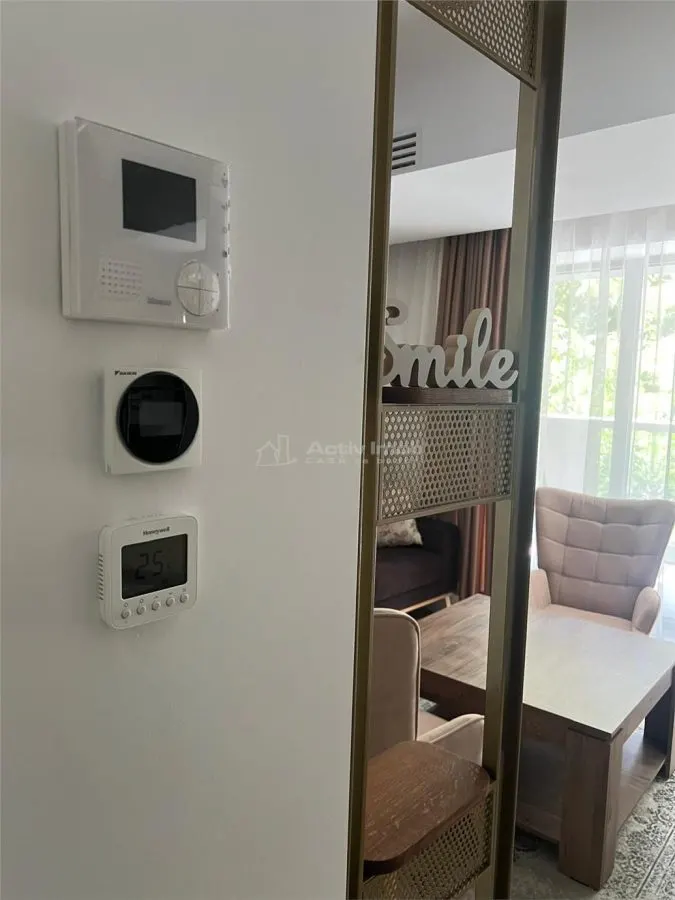 2 Camere, Lux, Cortina Academy, 3 min Metrou Academia Militara - foto 3