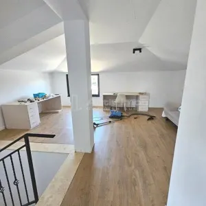 Vanzare Casa individuala - Vila - Prelungirea Ghencea - PARC GHIDIGENI - teren 300mp -  240000E -  TVA inclus - Comision 0! - foto 8