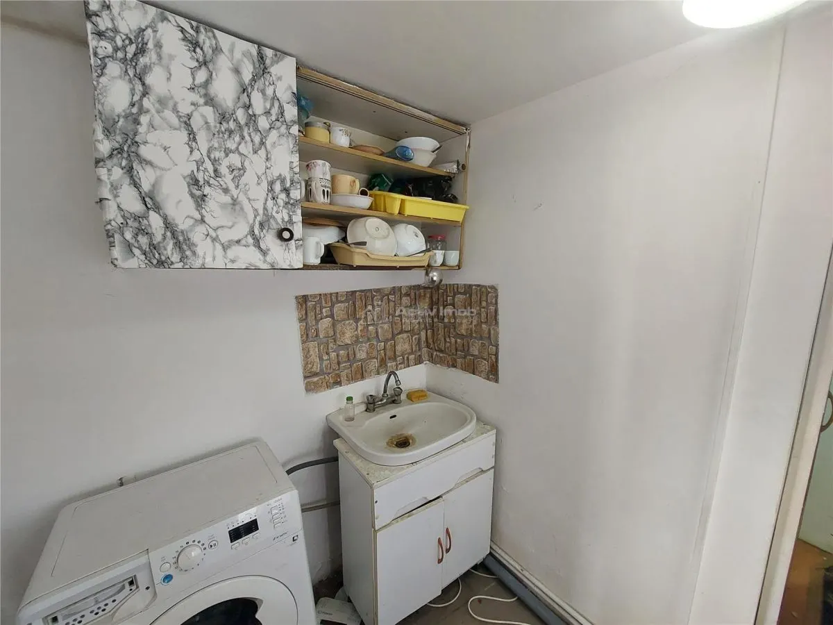 Doua corpuri de CASA, teren 228 mp, zona Gării, Buzau - foto 7