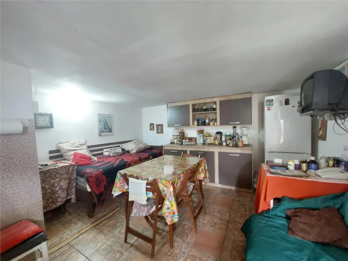 Doua corpuri de CASA, teren 228 mp, zona Gării, Buzau - foto 8