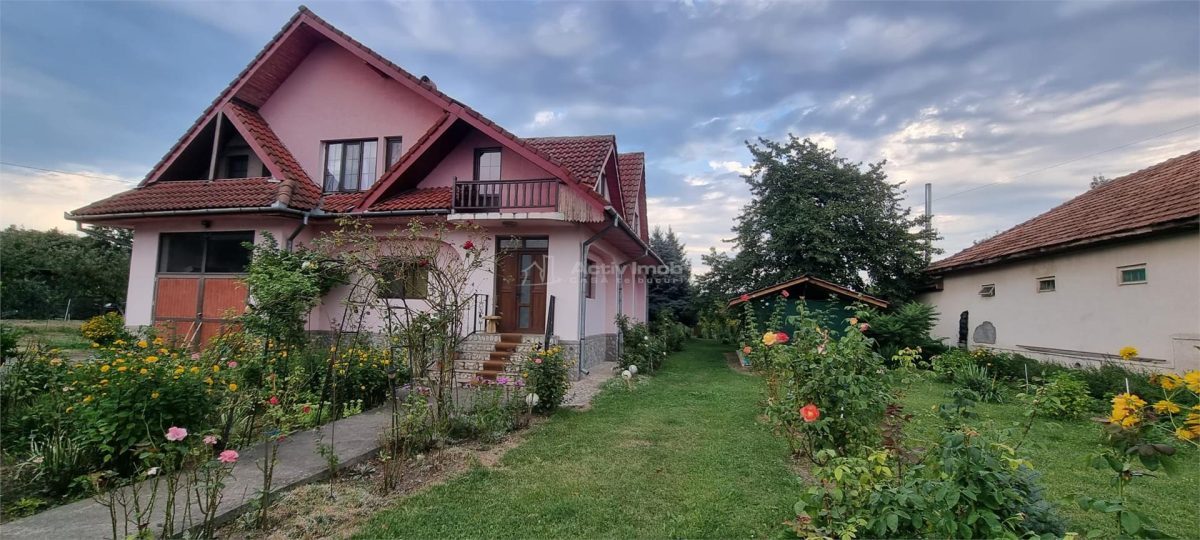 Penisune cu teren de 5.700 mp, Runcu - Cheile Sohodolului - Runcu