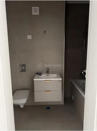 Apartament 3 camere Ploiești - poza 4